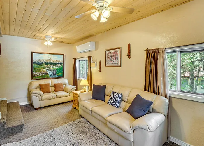 4 Mi To Rainbow Lake! Cozy Forest-view Gem W/ Deck Casa vacanze